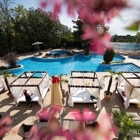 Apollo Spa Resort - Ultra All-Inclusive , Pools & Free Beach, Individual Ac In Every Room Golden Sands Exterior photo